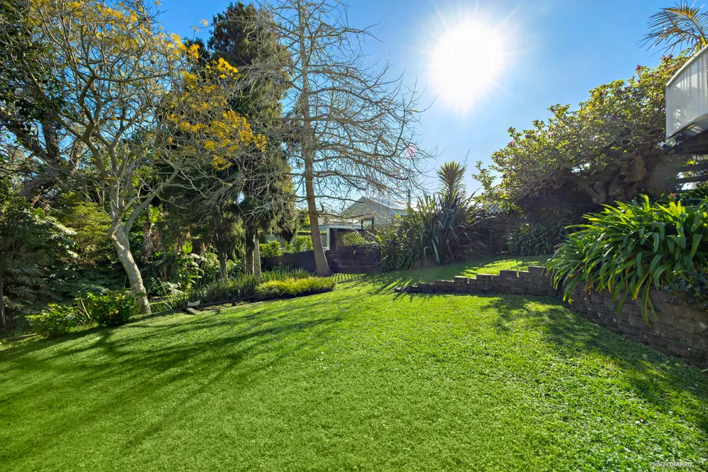 Photos of 52 Westmere Crescent