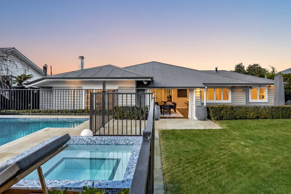 Photos of 36 Lucerne Road