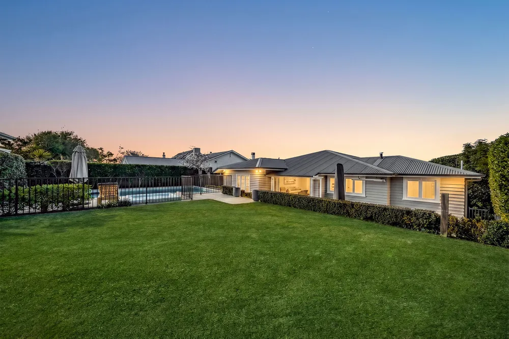 Photos of 36 Lucerne Road