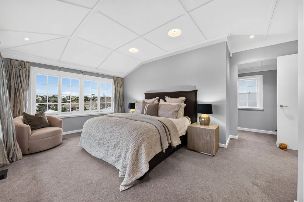 Photos of 36 Lucerne Road
