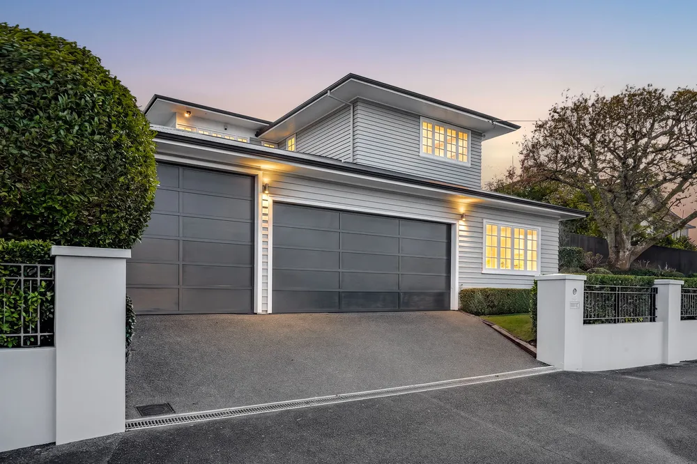 Photos of 36 Lucerne Road