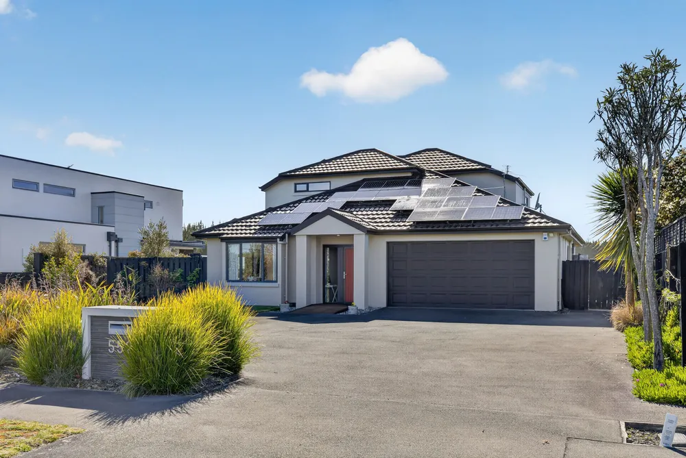 Photos of 550 Bower Avenue