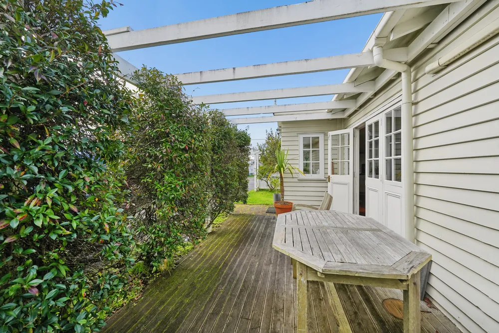 Photos of 2 Tawera Road