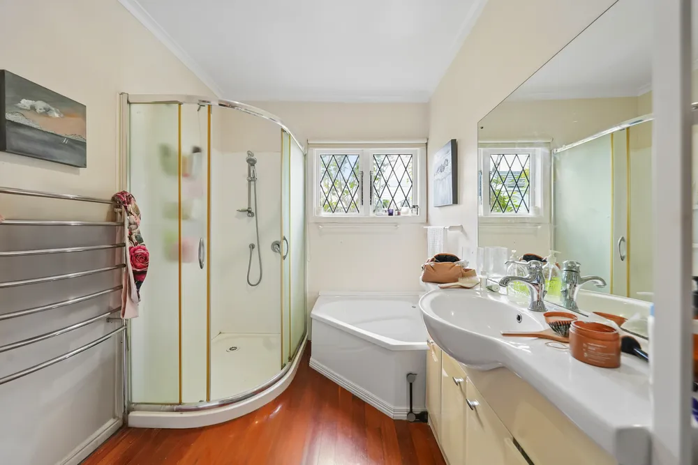 Photos of 2 Tawera Road