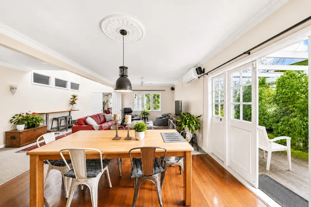 Photos of 2 Tawera Road