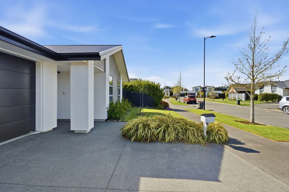 Photos of 43 Te Whenu Crescent