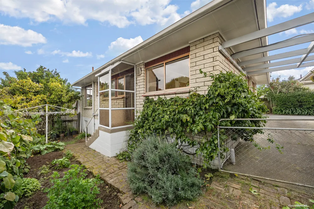 Photos of 2/137 Carruth Road