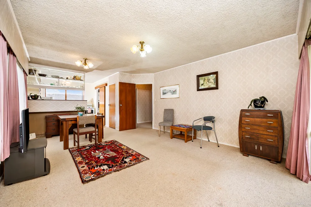Photos of 2/137 Carruth Road