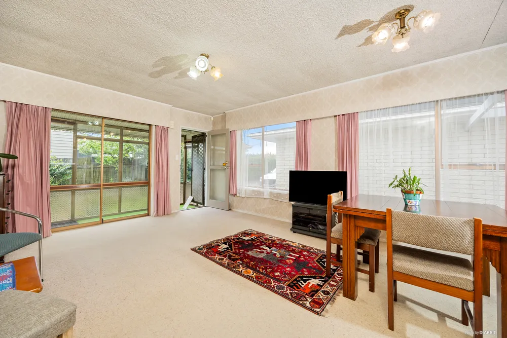 Photos of 2/137 Carruth Road