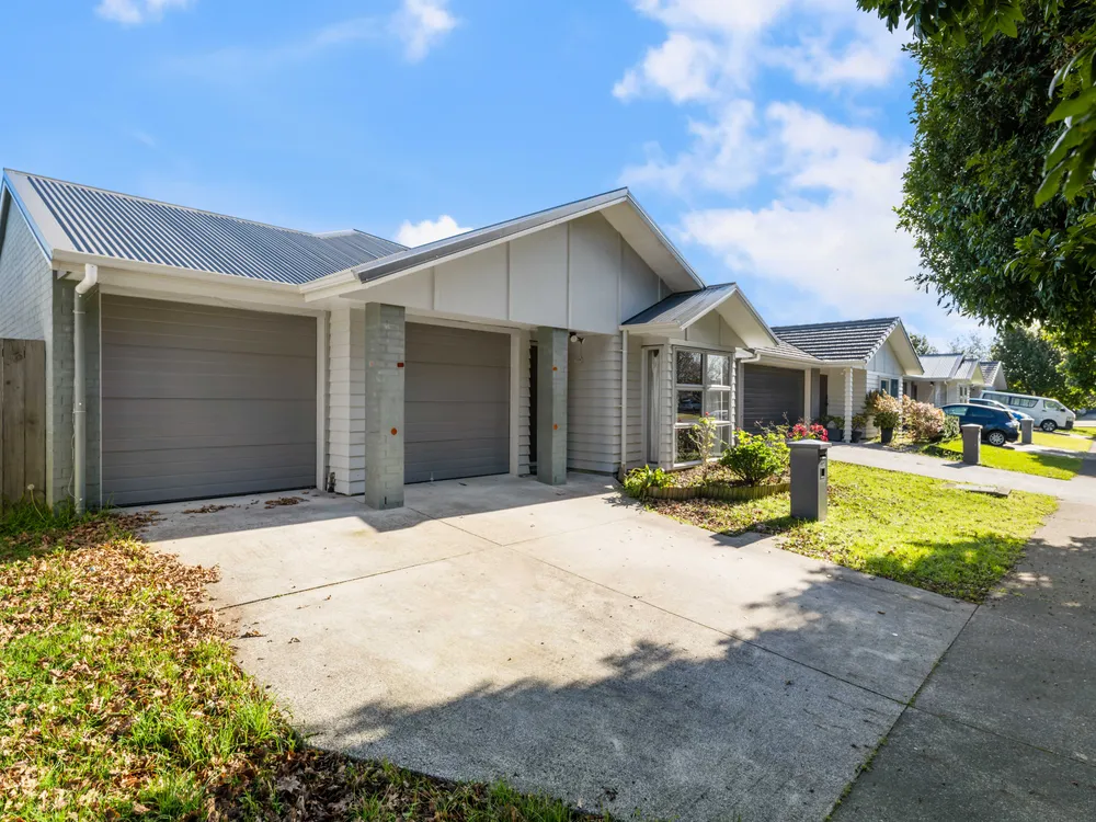 Photos of 12 Poaka Avenue