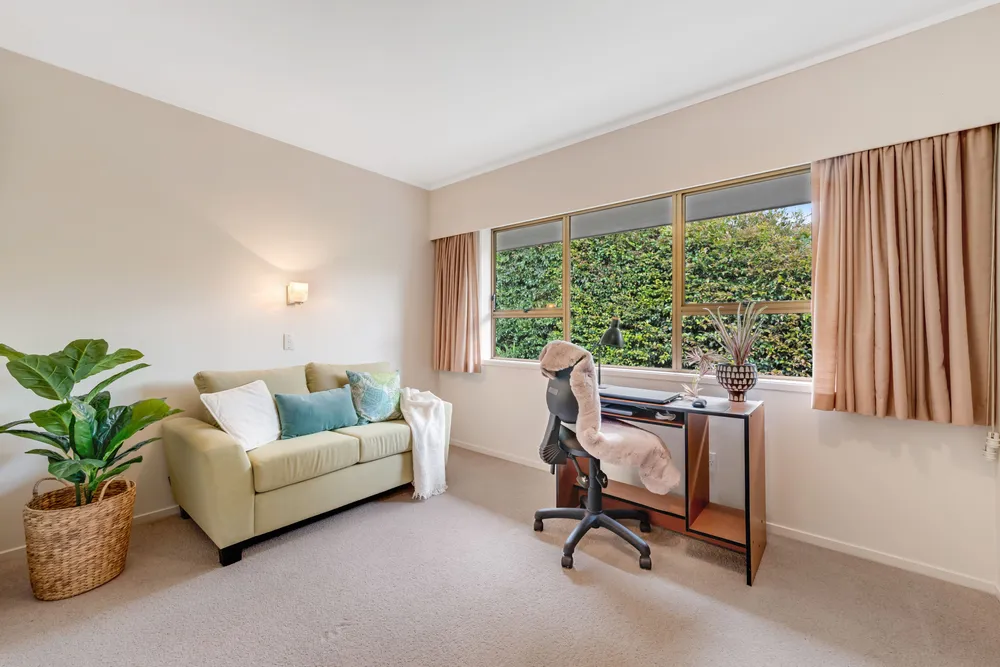Photos of 40 Glenfern Road