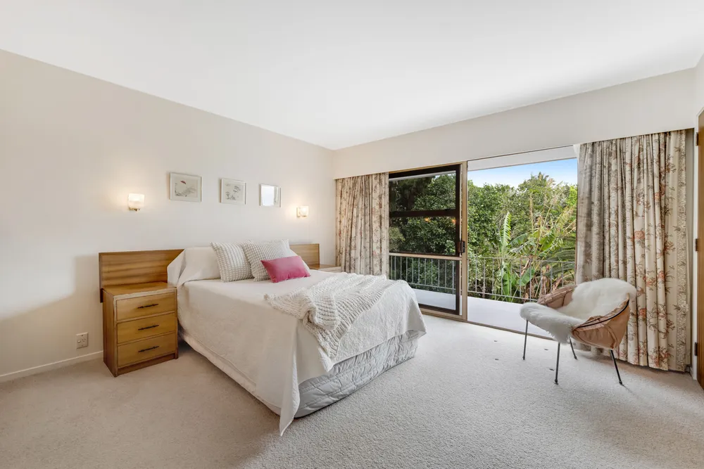 Photos of 40 Glenfern Road