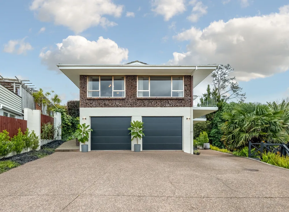 Photos of 40 Glenfern Road