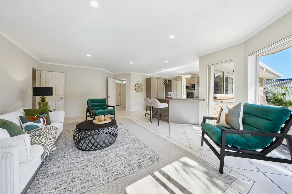 Photos of 20 Glen Bay Close