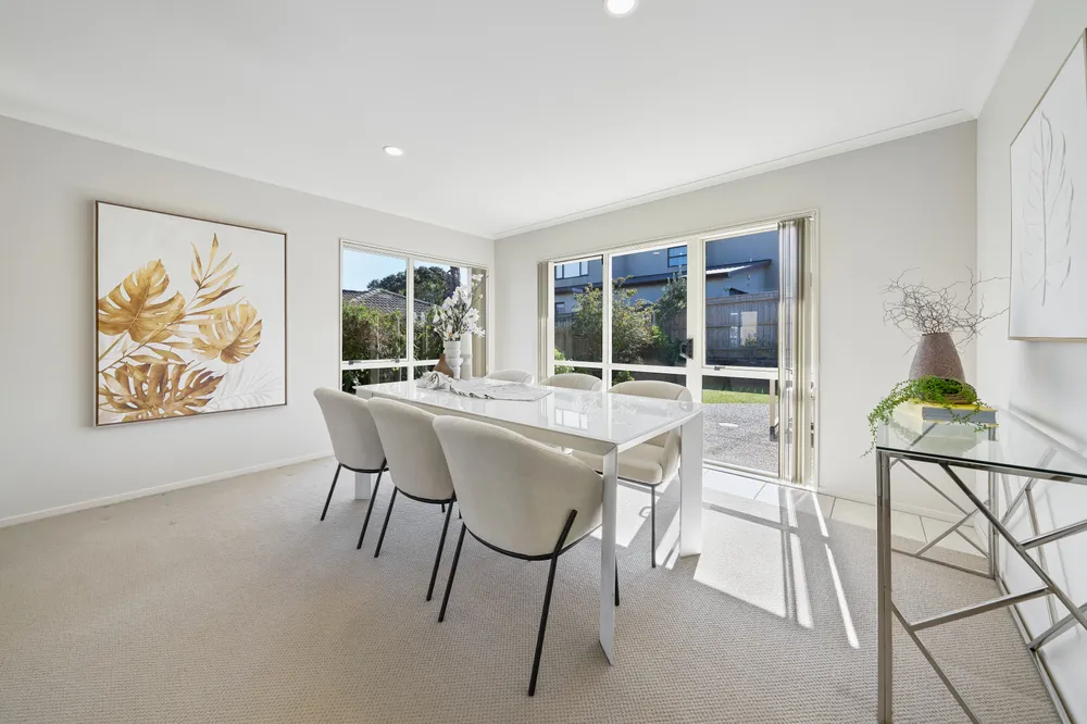 Photos of 20 Glen Bay Close