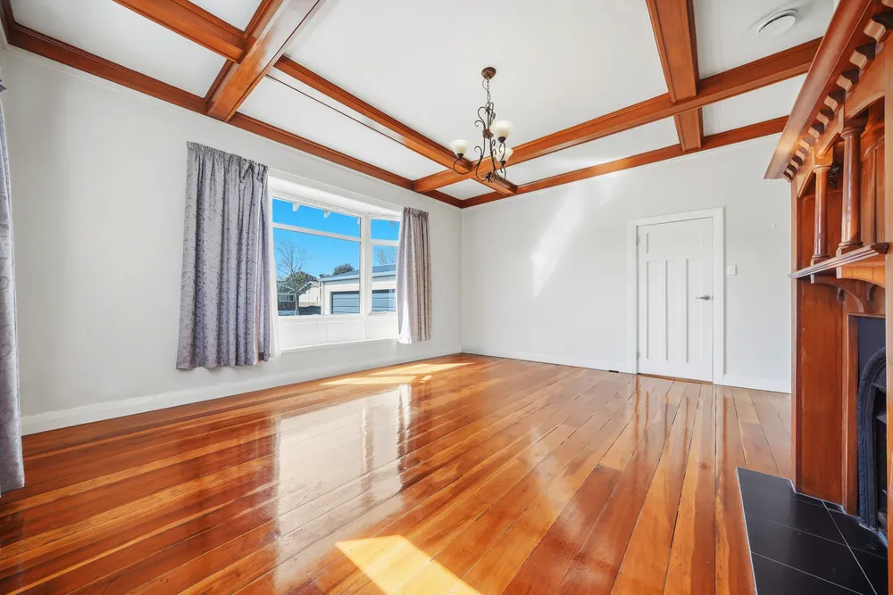 Photos of 33 Pah Road