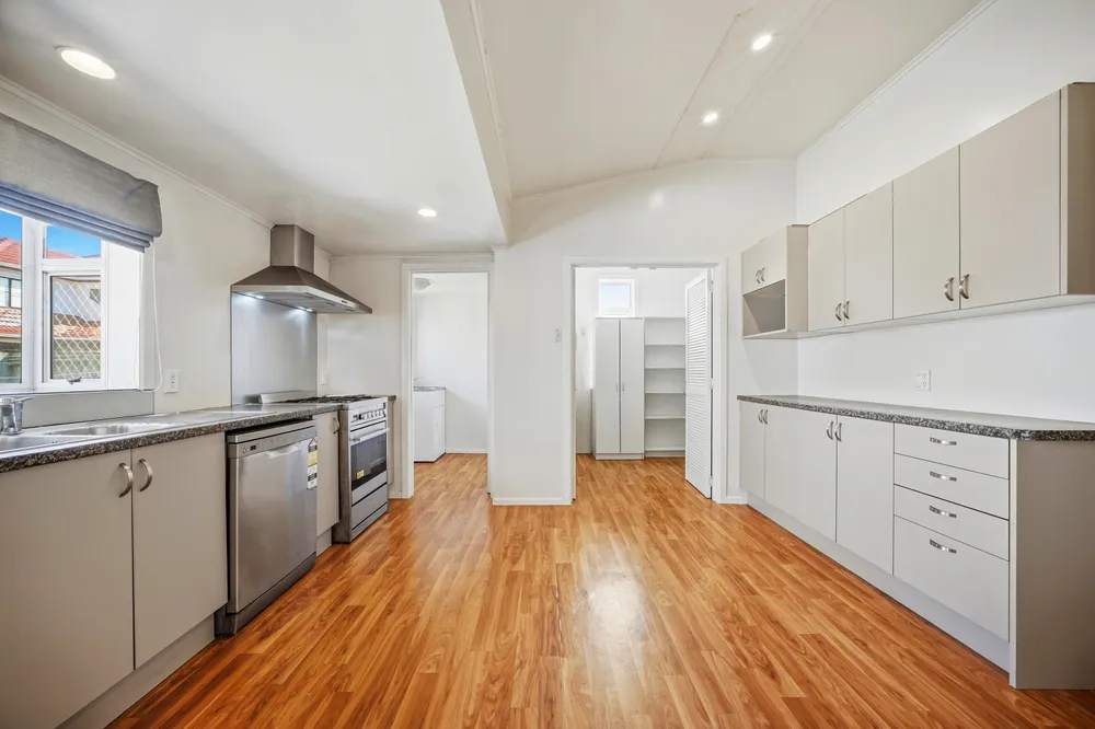 Photos of 33 Pah Road