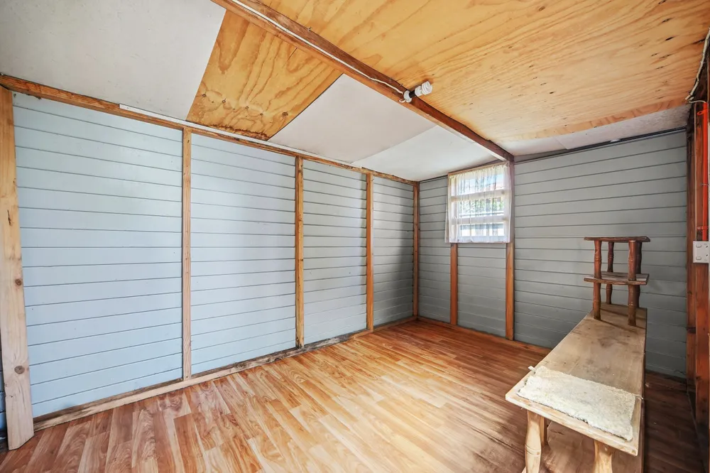 Photos of 33 Pah Road
