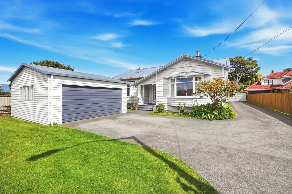 Photo of 33 Pah Road, Epsom