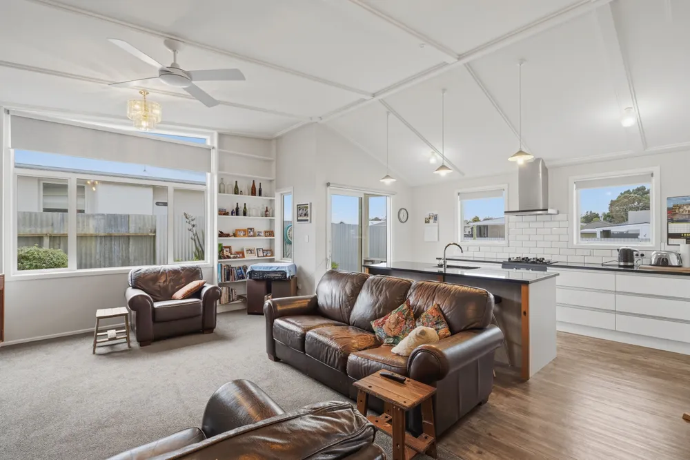 Photos of 10 Carnarvon Street