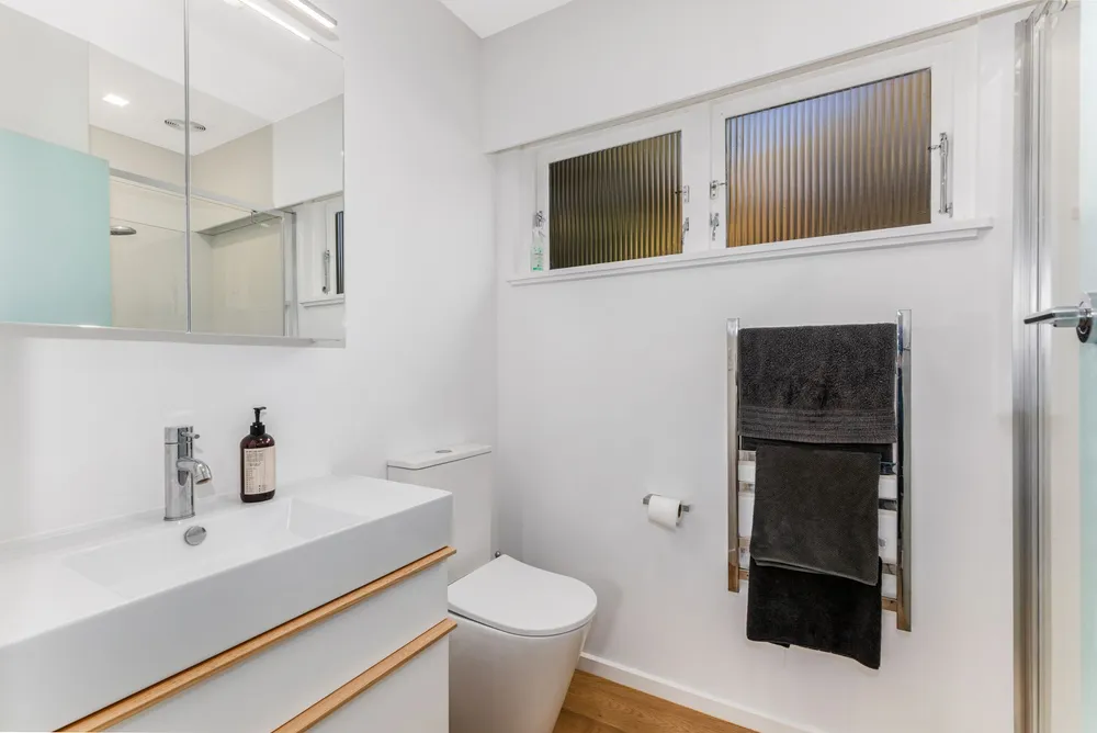 Photos of 36 Norton Park Ave