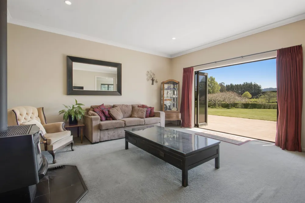Photos of 155 Ongare Point Road