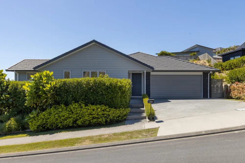 Photos of 202 Navigation Drive