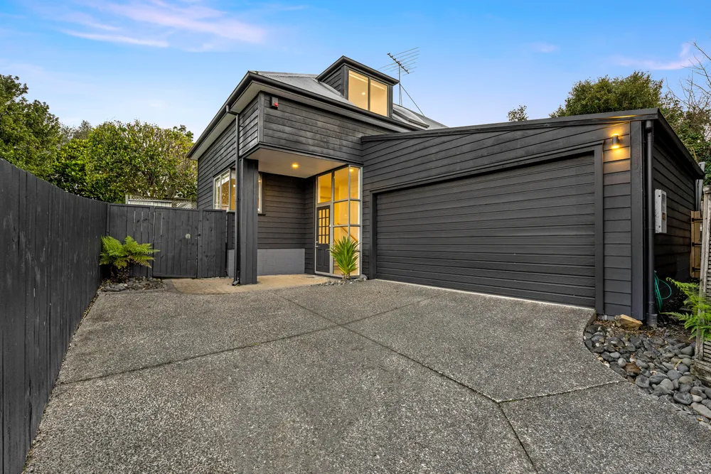 Photos of 2A Monterey Street