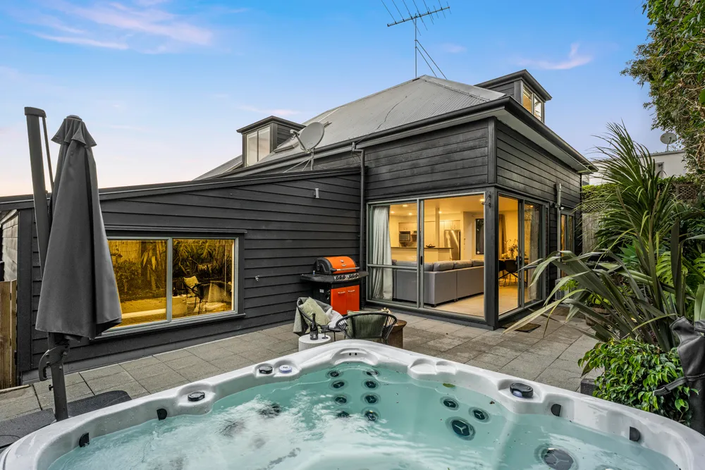 Photos of 2A Monterey Street