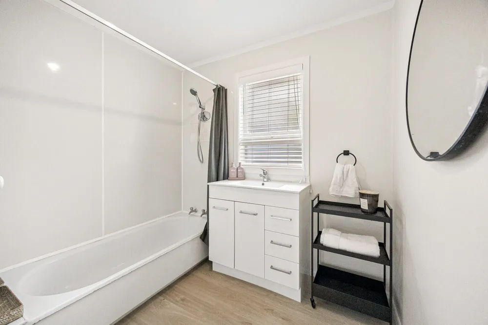 Photos of 2/81A Kings Road