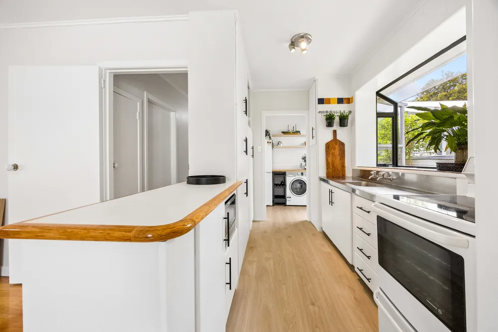 Photos of 2/81A Kings Road