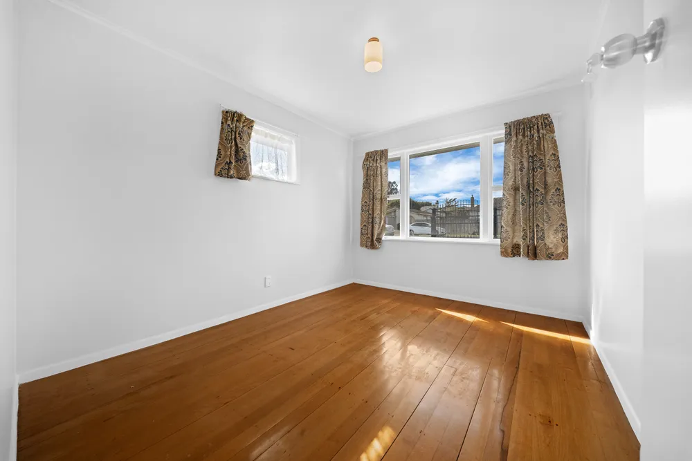 Photos of 1/112 Maich Road