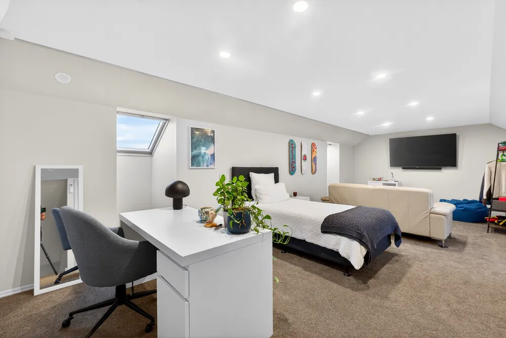 Photos of 246 Glenmore Road