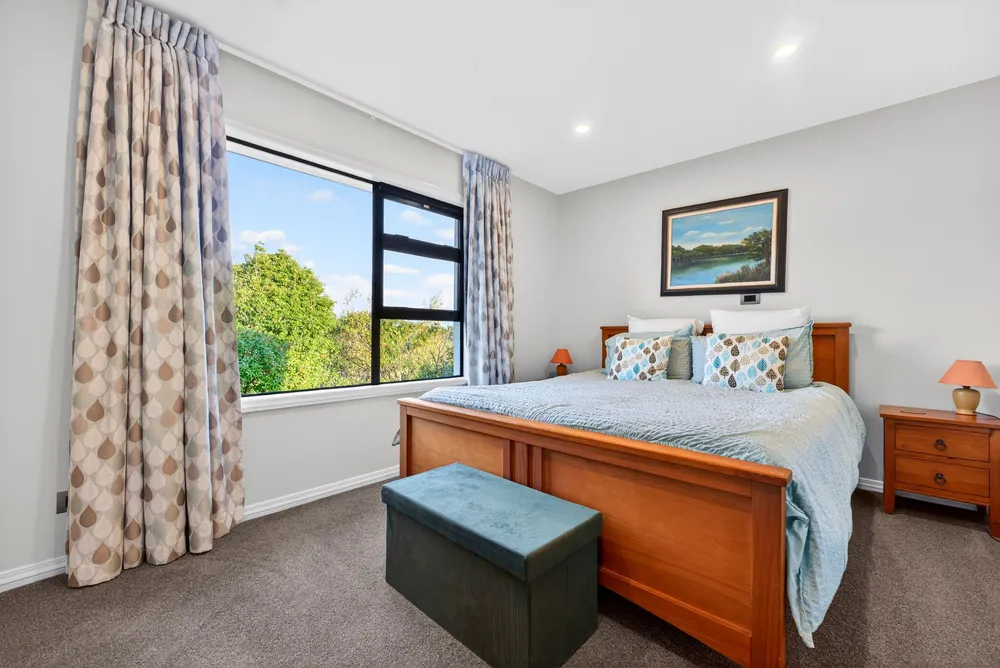 Photos of 246 Glenmore Road