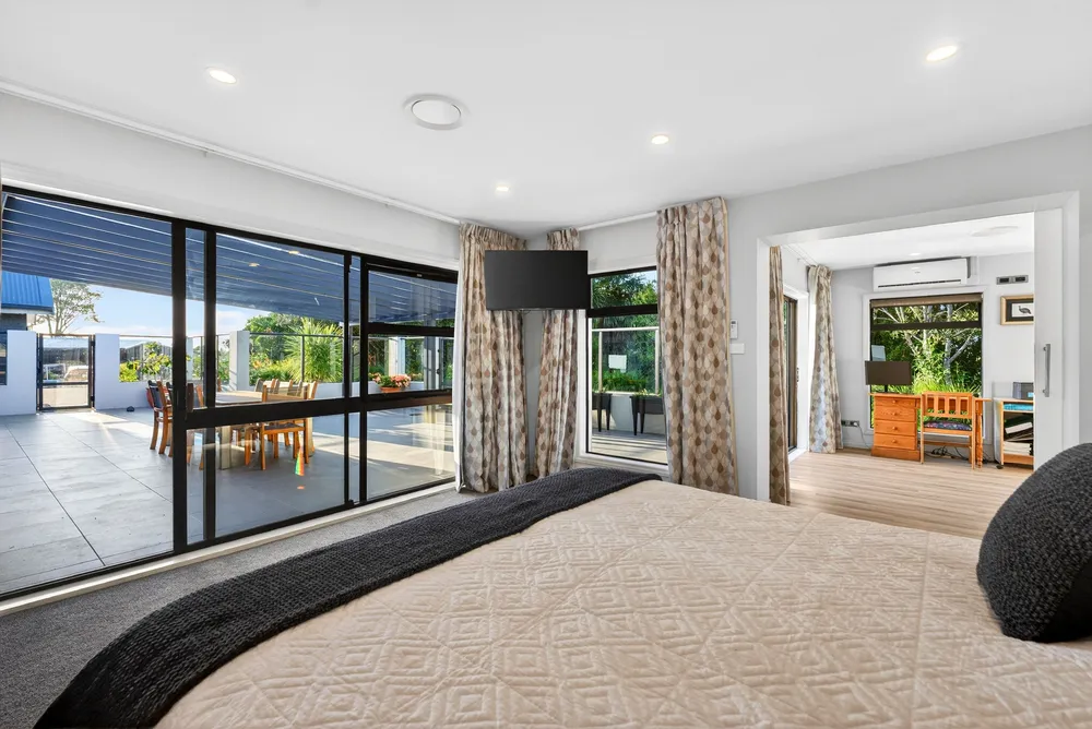 Photos of 246 Glenmore Road