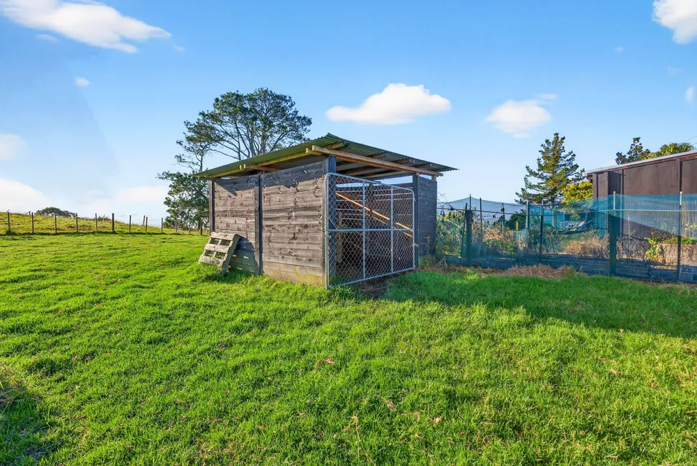 Photos of 246 Glenmore Road