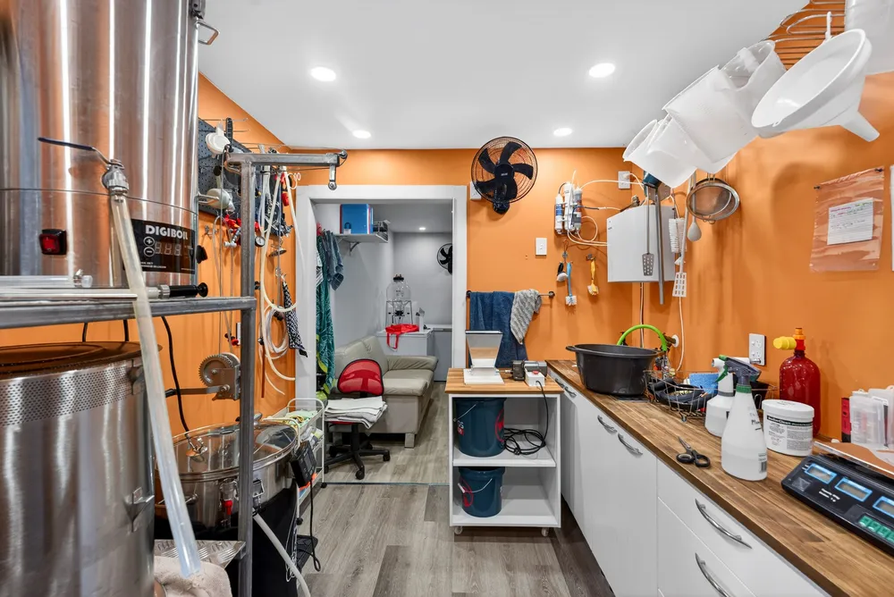 Photos of 246 Glenmore Road
