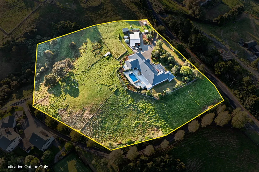 Photos of 246 Glenmore Road