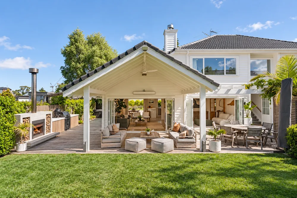 Photos of 35A Finch Street