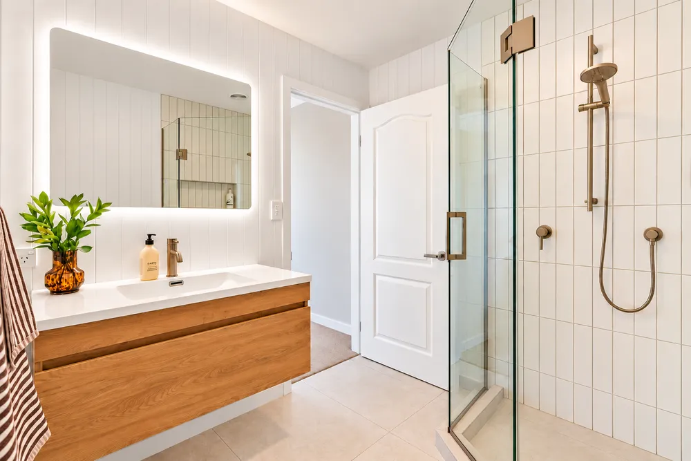 Photos of 35A Finch Street