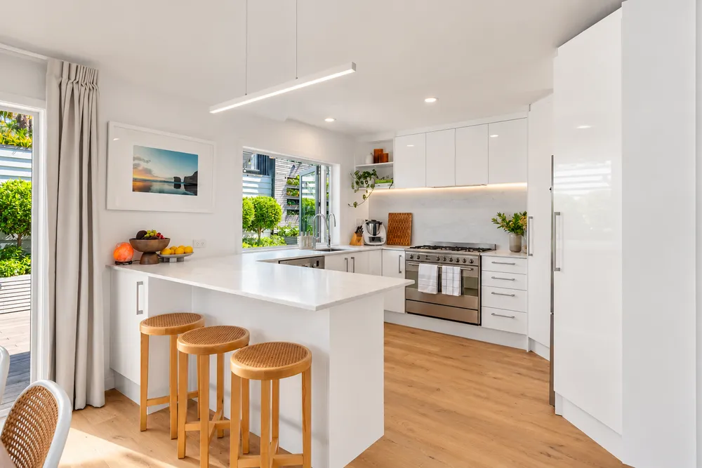 Photos of 35A Finch Street