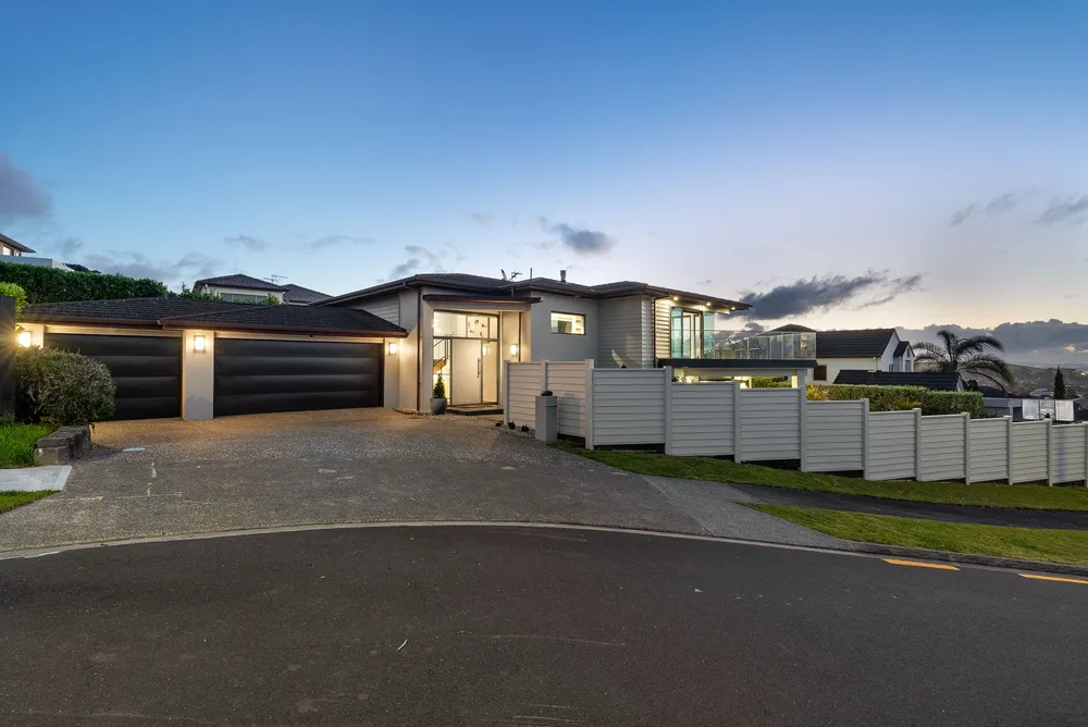 Photos of 27 Dunvegan Rise