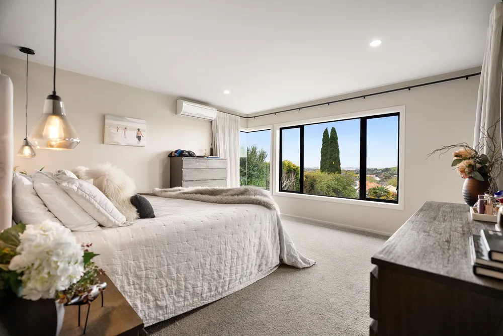 Photos of 27 Dunvegan Rise