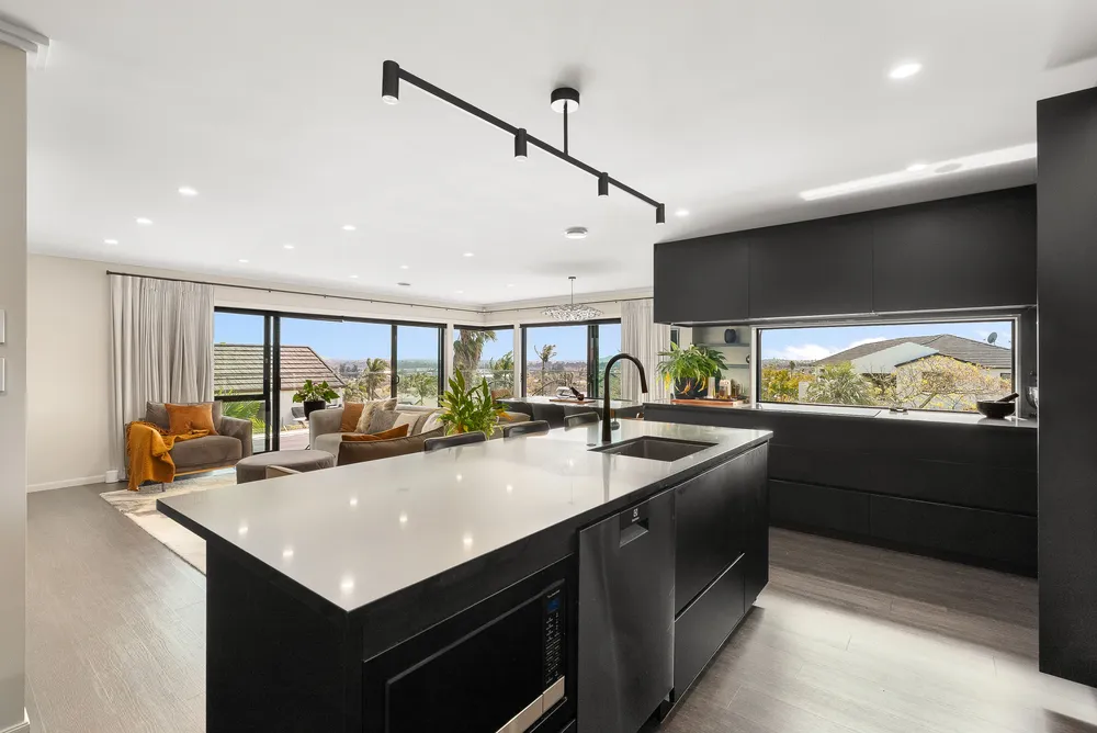 Photos of 27 Dunvegan Rise