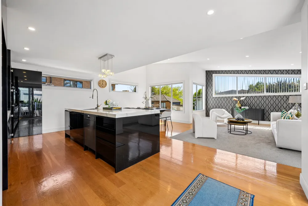 Photos of 2A Campbell Crescent