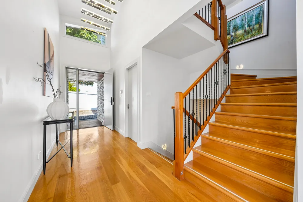 Photos of 2A Campbell Crescent