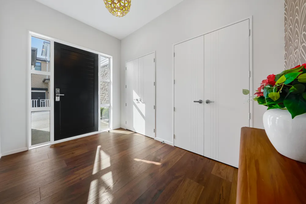 Photos of 39 Colonial Drive