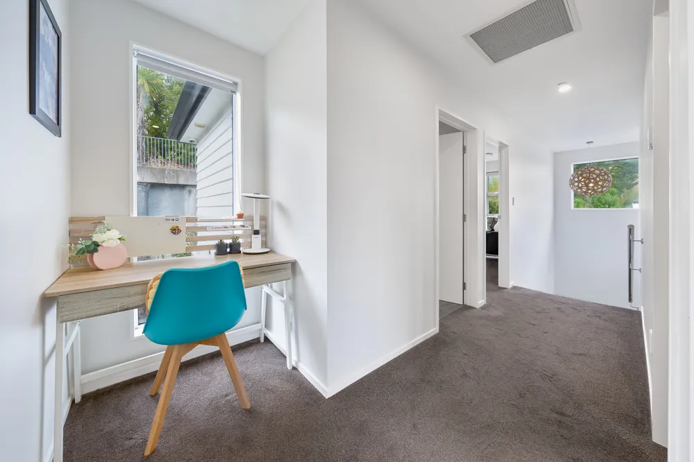 Photos of 39 Colonial Drive