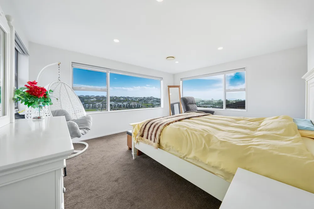 Photos of 39 Colonial Drive