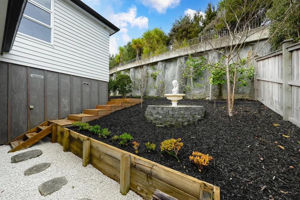 Photos of 39 Colonial Drive